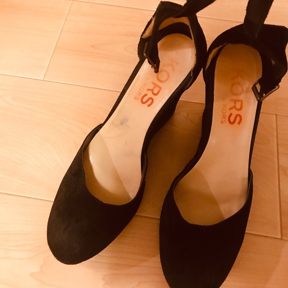 Black suede Kors Michael Kors platform wedge ankle strap shoes - Picture 5 of 15